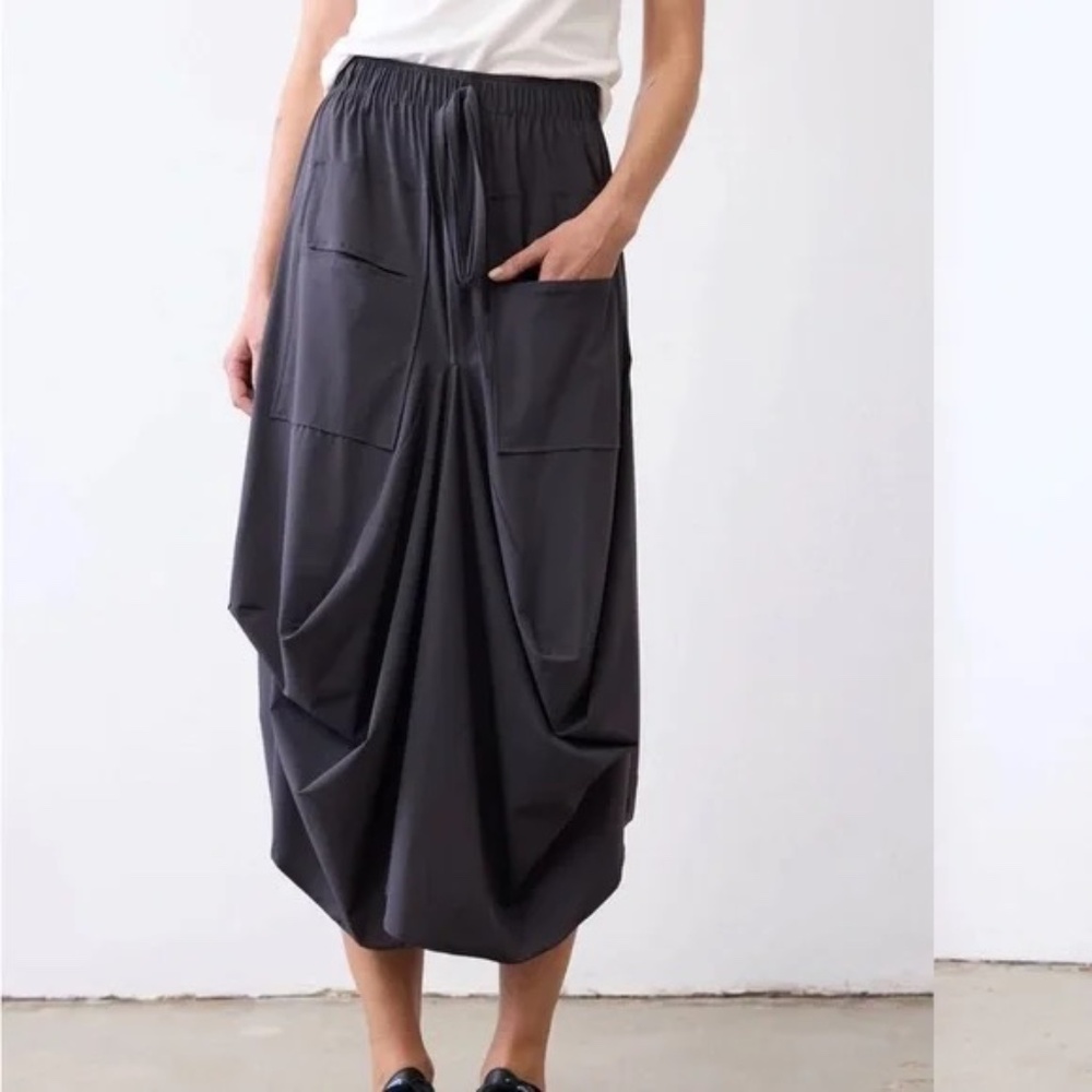 RUTI THE GO-TO SKIRT